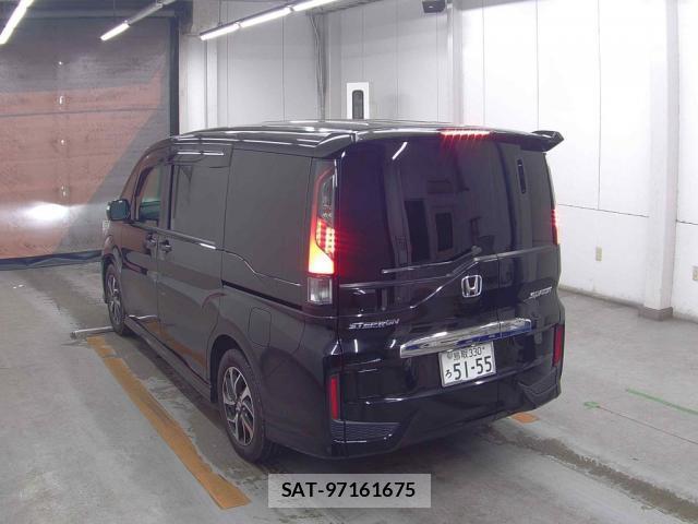 Honda e 2020-10 8217695-4