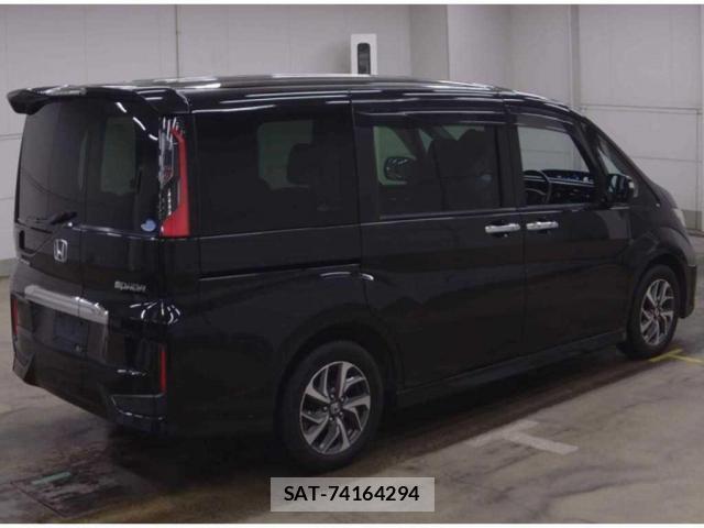 Honda e 2015-06 8217898-1