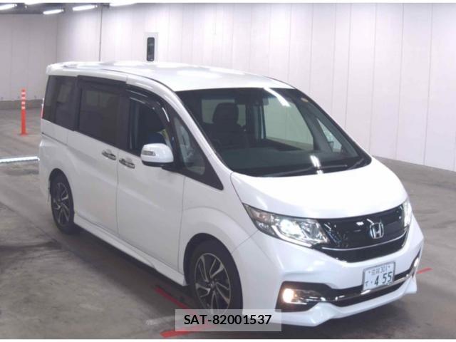 Honda e 2016-04 8218101-3