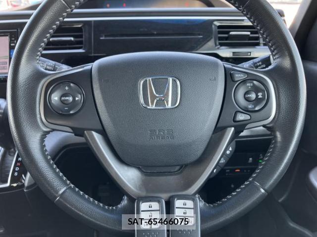 Honda e 2017-04 8218517-14