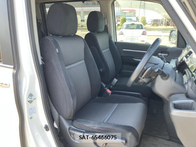 Honda e 2017-04 8218517-3