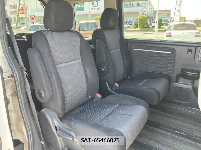Honda e 2017-04 8218517-4