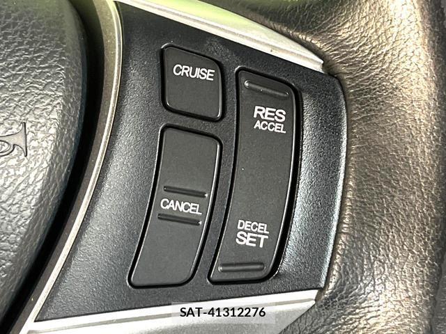Honda e 2014-03 8219074-5