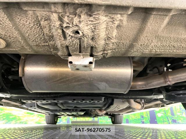 Honda e 2012-09 8219417-18