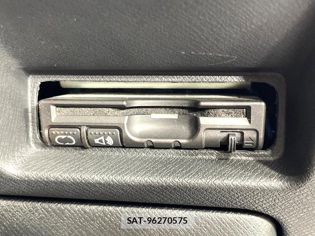 Honda e 2012-09 8219417-6
