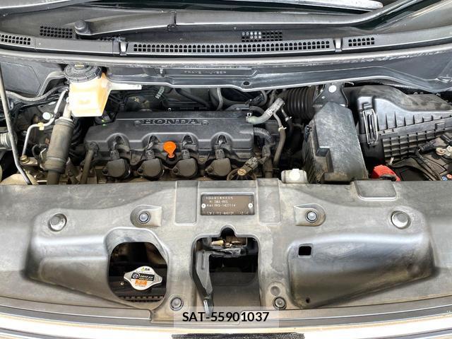 Honda e 2014-03 8219525-17