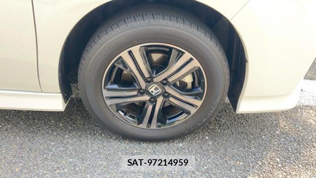 Honda e 2021-10 8219795-5