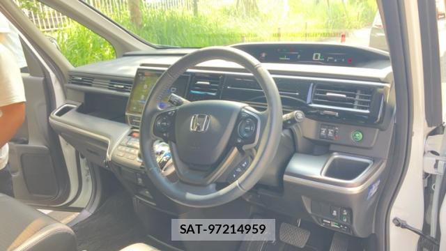Honda e 2021-10 8219795-7