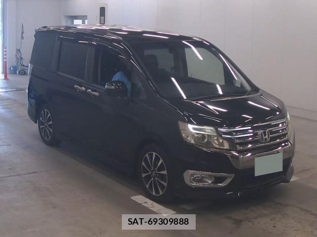 Honda e 2013-07 8220529-0