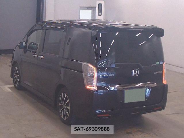Honda e 2013-07 8220529-1