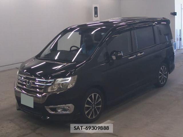 Honda e 2013-07 8220529-5