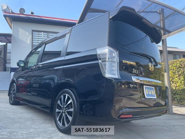 Honda e 2013-01 8221388-13