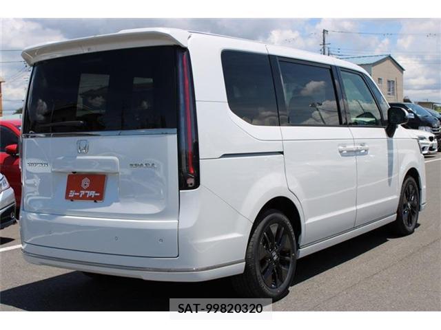 Honda e 2025-10 8221995-11