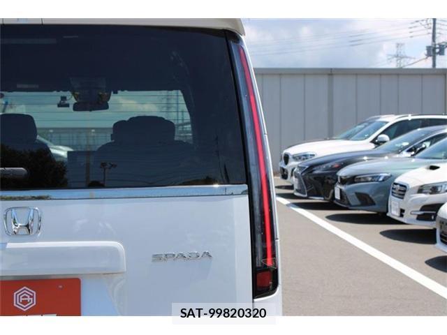 Honda e 2025-10 8221995-13