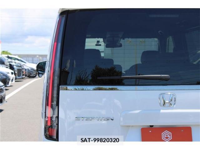 Honda e 2025-10 8221995-14
