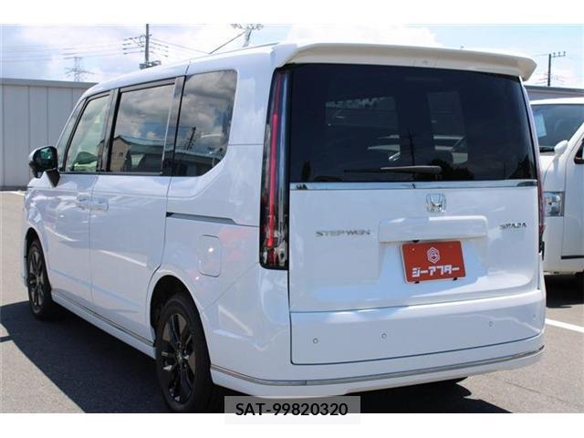 Honda e 2025-10 8221995-15