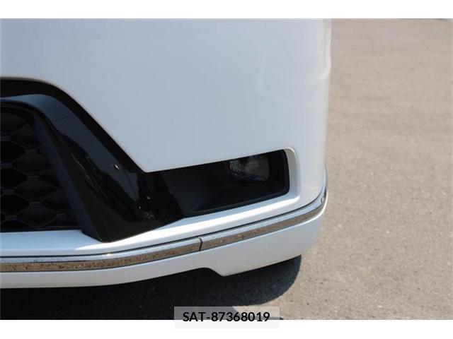 Honda e 2025-10 8221999-18