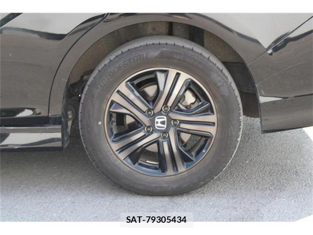 Honda e 2019-07 8222001-15