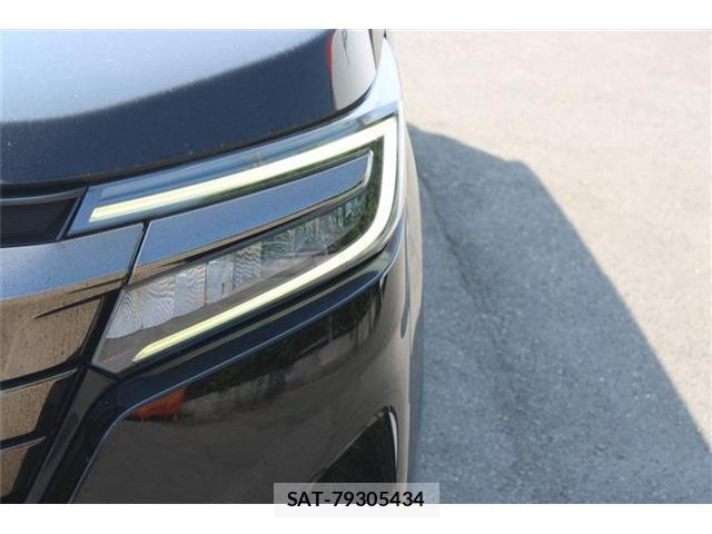 Honda e 2019-07 8222001-17