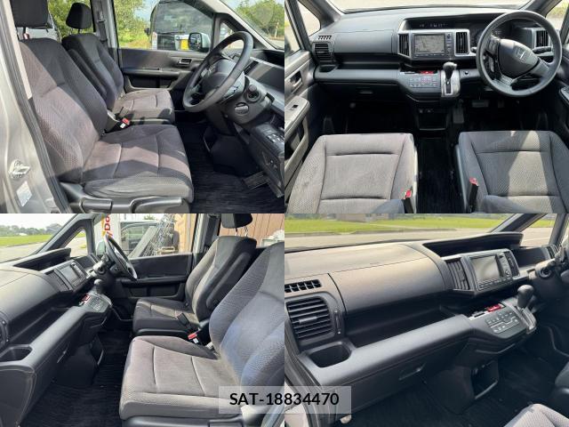 Honda e 2010-06 8222458-12