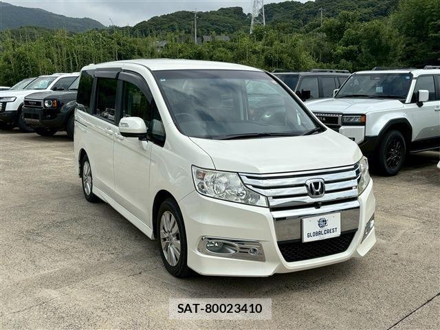 Honda e 2010-06 8222594-10