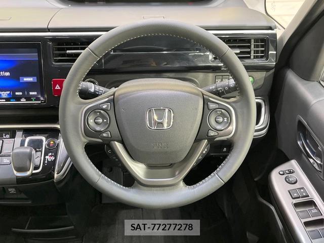 Honda e 2018-11 8222633-11