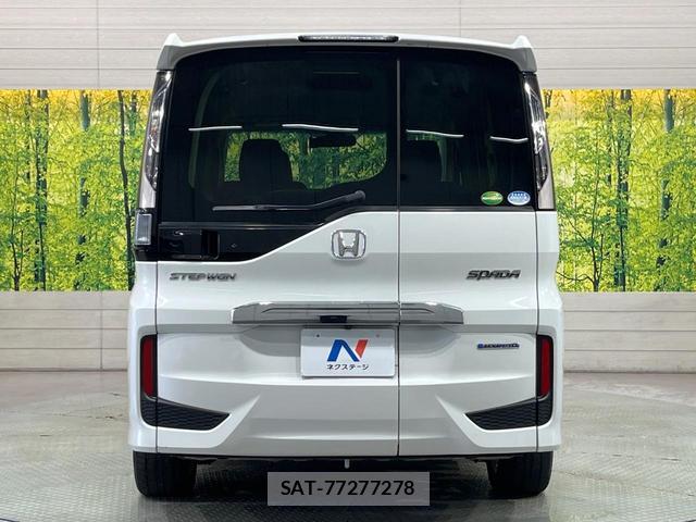 Honda e 2018-11 8222633-15