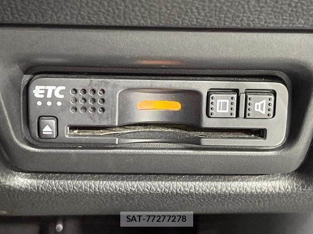 Honda e 2018-11 8222633-5