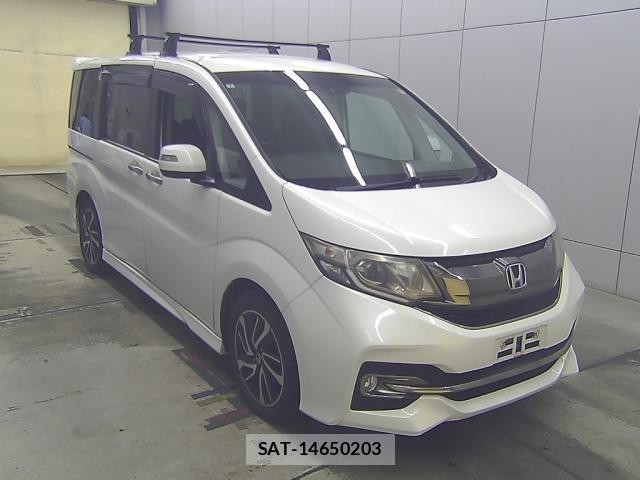 Honda e 2017-07 8223110-0