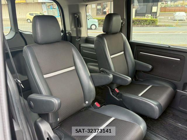 Honda e 2022-01 8223746-10
