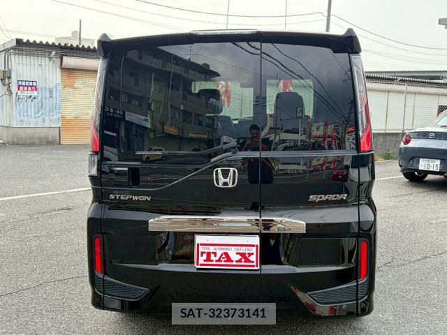 Honda e 2022-01 8223746-4