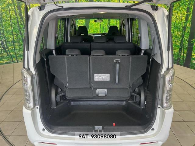 Honda e 2013-12 8224038-10