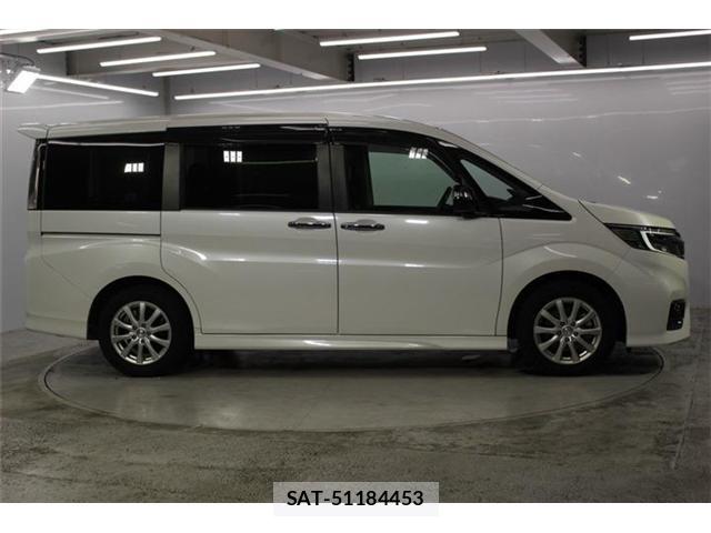 Honda e 2021-07 8224211-3