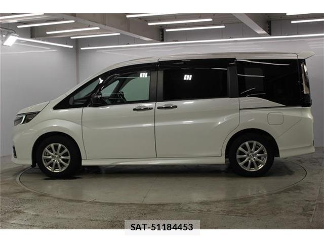 Honda e 2021-07 8224211-7