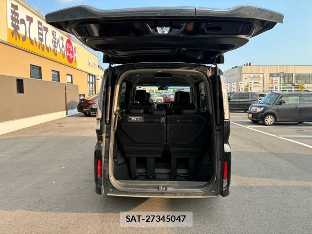 Honda e 2020-01 8224411-8