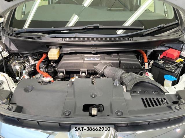 Honda e 2019-06 8224678-17