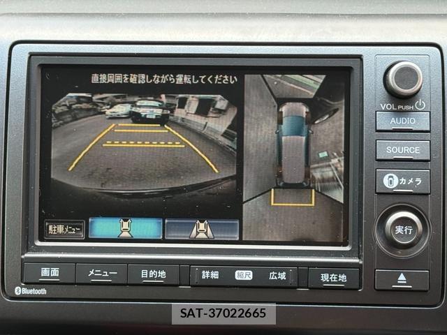 Honda e 2011-10 8224977-18