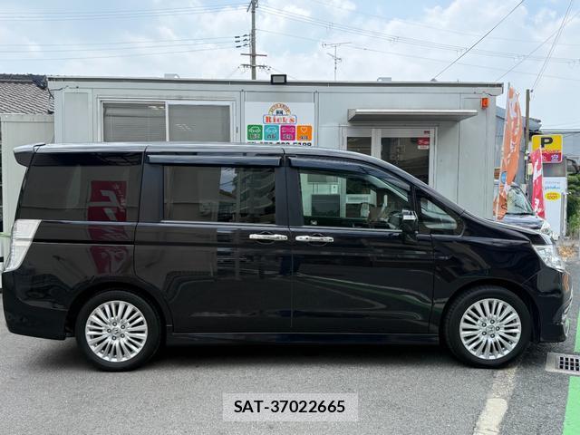 Honda e 2011-10 8224977-5