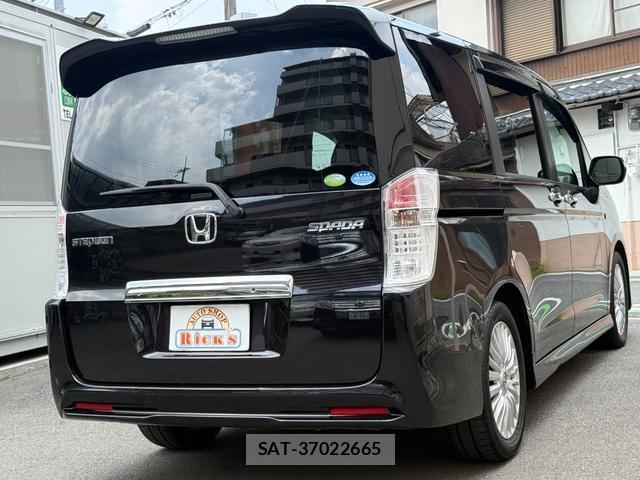 Honda e 2011-10 8224977-6