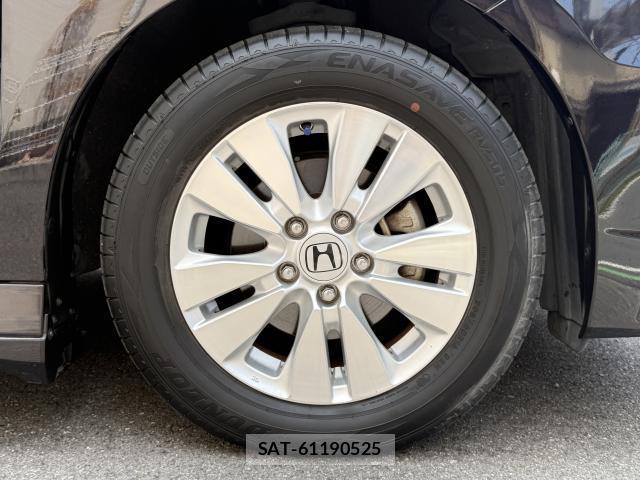 Honda e 2010-09 8224978-17