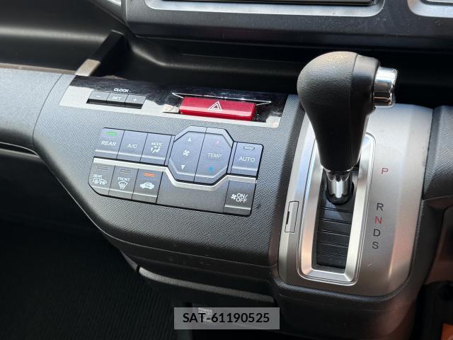 Honda e 2010-09 8224978-18