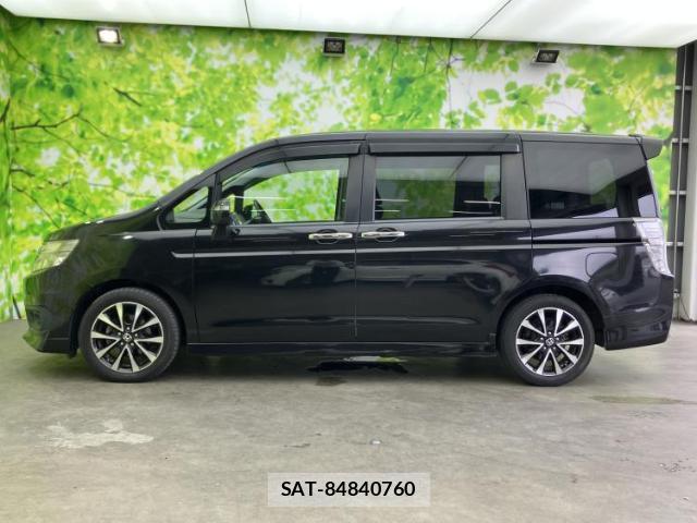 Honda e 2013-10 8225292-1