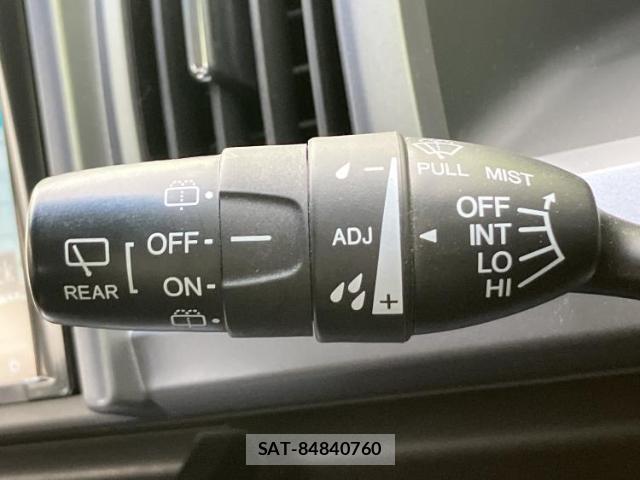 Honda e 2013-10 8225292-13