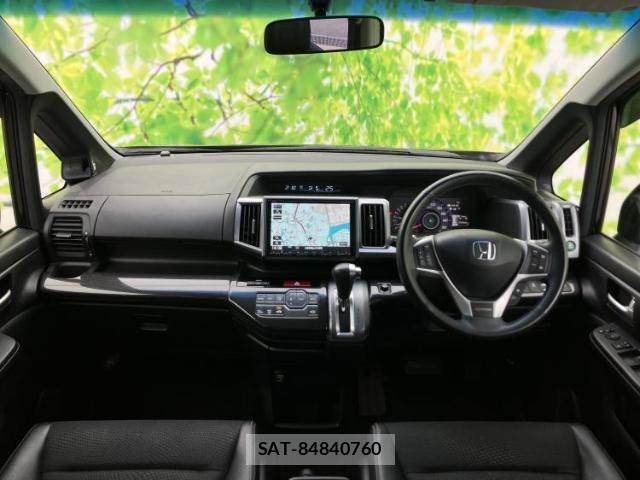 Honda e 2013-10 8225292-3