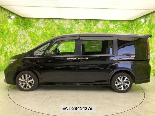 Honda e 2015-05 8225295-1