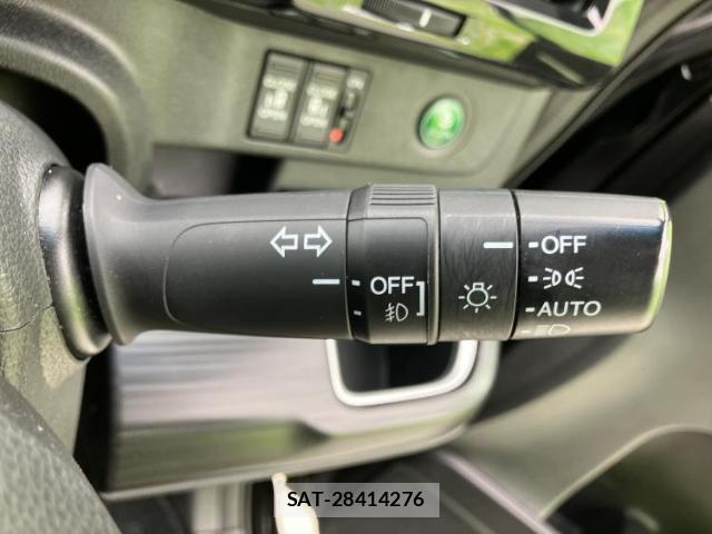 Honda e 2015-05 8225295-16