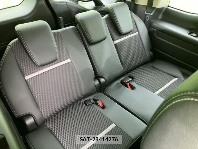 Honda e 2015-05 8225295-5
