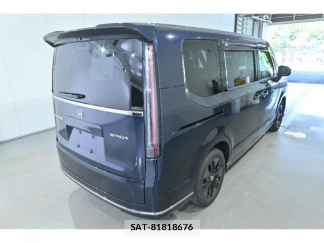 Honda e 2023-07 8216450-11