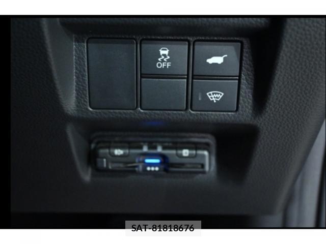 Honda e 2023-07 8216450-6
