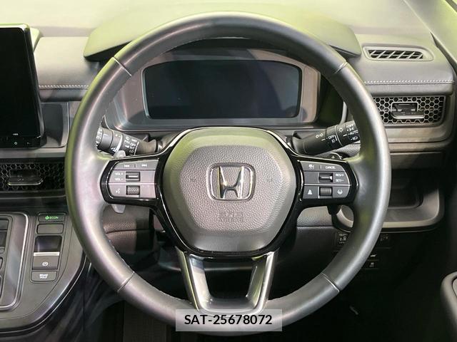 Honda e 2024-03 8216590-11